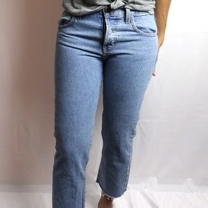 Current/Elliot Light Wash Cropped Denim Jeans